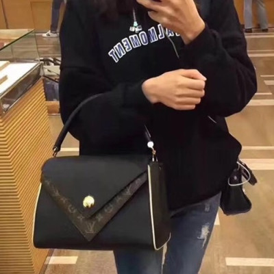 [커스텀급]Louis vuitton women double v shoulder bag,28cm -  루이비통 여성용 더블V 가방 M54624, 4색(블랙,레드,베이지,핑크),28cm