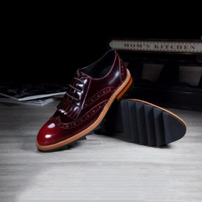 프라다 2015 남성용 신발 PR225, 2가지 색상