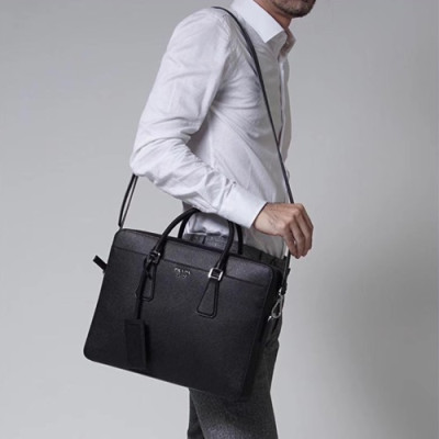 Prada Saffiano Mens Business Bag,36CM - 프라다 사피아노  남성용 서류가방 2VE368-1 ,36CM