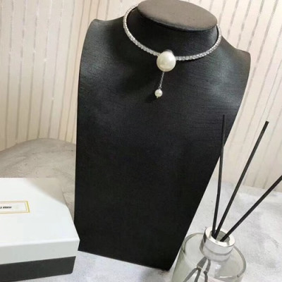 MIU MIU Choker  18k White Gold  - 미우미우  여성용 목걸이 18K도금 화이트 골드