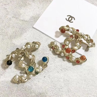 CHANEL White Gold  Brooch - 샤넬  여성용 18k도금 화이트 골드 브로치  2색 (블루,레드)