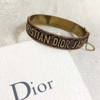 Dior  Rose  Gold Bangle  -디올  여성용 팔지18k 도금 로즈 골드