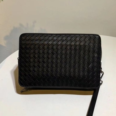 Bottega Veneta Leather Black Hand Bag,24cm - 보테가 베네타 레더 블랙 남성용 핸드백 BVB0095,24cm