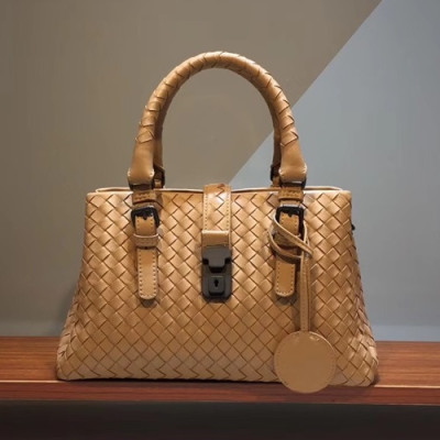 Bottega Veneta Leather Dark Beige Roma Small Tote Shoulder Bag,26cm - 보테가 베네타 레더 다크베이지 스몰 로마 토트 숄더백 7453-19,BVB0119,26cm