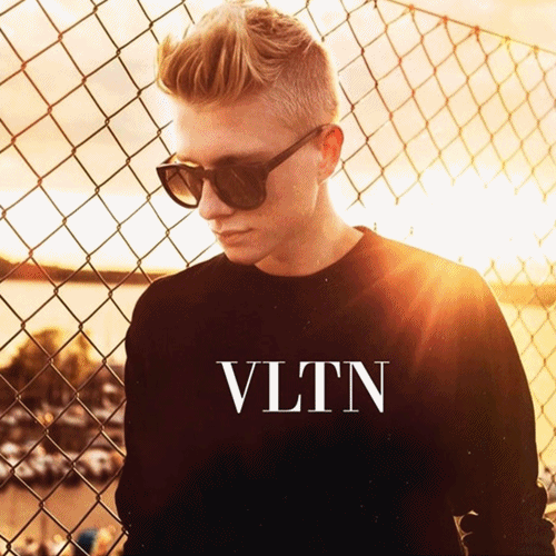Valentino 2018 Mm/Wm VLTN Logo Cotton Tee - 발렌티노 VLTN 로고 맨투맨 티셔츠(기모)Val0117x.Size(s - xl)블랙