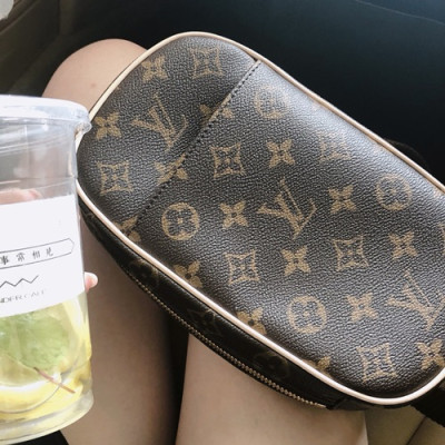 Louis Vuitton Monogram Hip Sack,23cm - 루이비통 모노그램 남여공용 힙색, M51870,LOUB0656,23cm,브라운