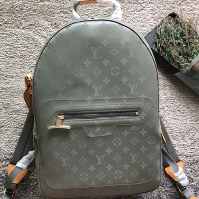 Louis Vuitton 2018 Monogram Titanium Back Pack,43cm - 루이비통 2018 모노그램 티타늄 남성용 백팩,M43882 ,LOUB0776 ,43cm,그레이