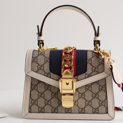 Gucci Sylvie Mini Tote Shoulder Bag,20CM - 구찌 실비 미니 토트 숄더백 470270,GUB0339,20CM,화이트