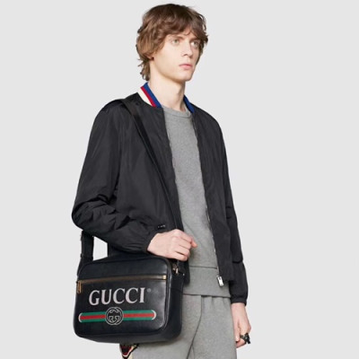 Gucci Print Messenger Shoulder Bag,33.5CM - 구찌 프린트 남여공용 메신저 숄더백 523589,GUB0470,33.5CM,블랙