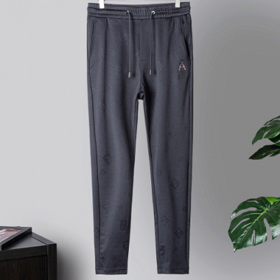 Fendi 2019 Mens Casual  Logo Trianing Pants - 펜디 남성 신상 캐쥬얼 로고 트레이닝 팬츠 Fen0171x.Size(29 - 38).블랙