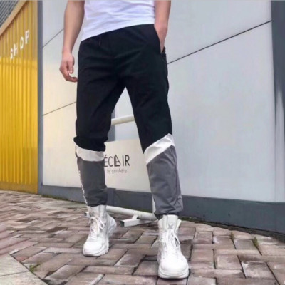 Moncler 2019 Mens Logo Casual Cotton Training Pants - 몽클레어 남성 로고 캐쥬얼 코튼 트레이닝 팬츠 Moc0465x.Size(29 - 36).2컬러(그레이/레드)