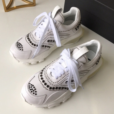 Valentino 2019 Womens Stud Leather Runner - 발렌티노 여성 스터드 레더 러너 Val0171x.Size(225 - 250).화이트