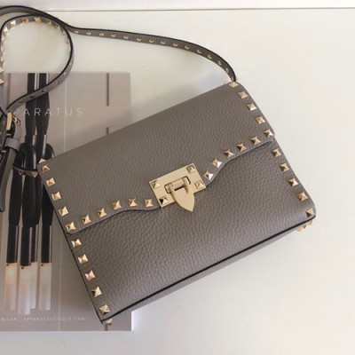 Valentino 2019 Leather Rockstud Shoudler Bag,22.5CM - 발렌티노 2019 레더 락스터드 숄더백,0181 - VTB0055,22.5CM,그레이