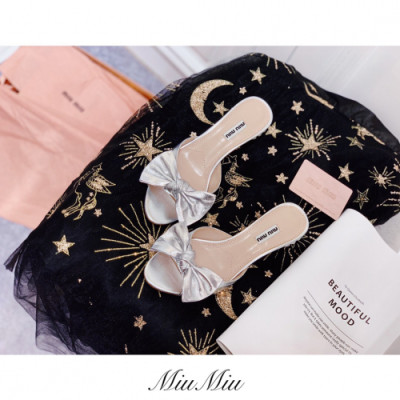 Miumiu 2019 Ladies Ribbon Glitter Slipper - 미우미우 여성 리본 글리터 슬리퍼 Miu0156x.Size(225- 245).실버