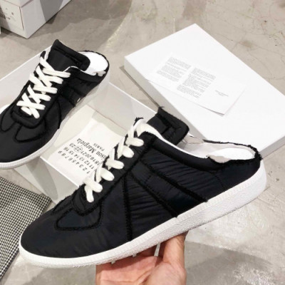 Maison Margiela 2018  Retro-fit Cajual Slip-on - 메종 마르지엘라 레트로핏 캐쥬얼 슬립온 Mai009x.Size(225 - 250).블랙