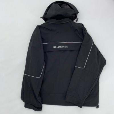 Balenciaga 2018 Mens Logo Printing Windproof Jacket - 발렌시아가 로고 프린팅 바람막이 자켓 Bal0175x.Size(s - l).블랙