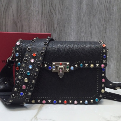 Valentino 2019 Leather Garavani Rockstud Shoudler Bag,26CM - 발렌티노 2019 레더 가라바니 락스터드 숄더백,V0936C - VTB0129,26CM,블랙