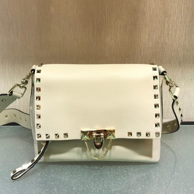 Valentino 2019 Leather Rockstud Shoudler Bag,23CM - 발렌티노 2019 레더 락스터드 숄더백,VTB0141,23CM,크림