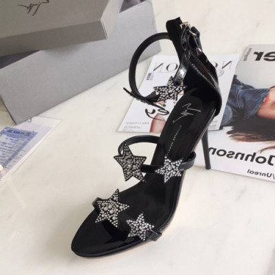 [한정판매]Giuseppe Zanoti 2019 Ladies Swarovski Star Patent High-heel Sandal - 쥬세페자노티 여성 스와로브스키 스타 페이던트 하이힐 샌들 Giu0022x.Size(220 - 245).블랙