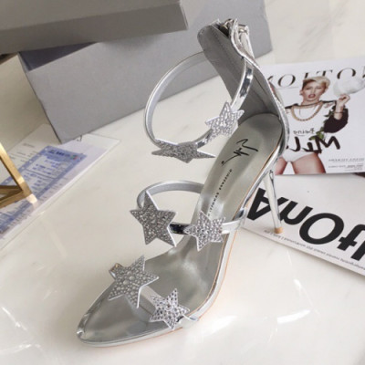 [한정판매]Giuseppe Zanoti 2019 Ladies Swarovski Star Patent High-heel Sandal - 쥬세페자노티 여성 스와로브스키 스타 페이던트 하이힐 샌들 Giu0023x.Size(220 - 245).실버