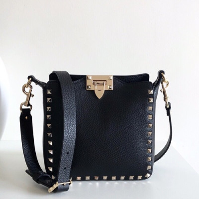 Valentino 2019 Leather Rockstud Spike Shoudler Bag,20CM - 발렌티노 2019 레더 락스터드 스파이크 숄더백,VTB0238,20CM,블랙