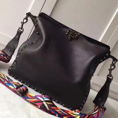 Valentino 2019 Leather Rockstud Shoudler Bag,31CM - 발렌티노 2019 레더 락스터드 숄더백,VTB0296,31CM,블랙