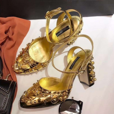 [럭셔리]Dolce&Gabbana 2019 Womens Strass High-heel Strap Patent Sandal - 돌체앤가바나 여성 스트라스 하이힐 스트랩 페이던트 샌달 Dol0199x.Size(225 - 255).골드
