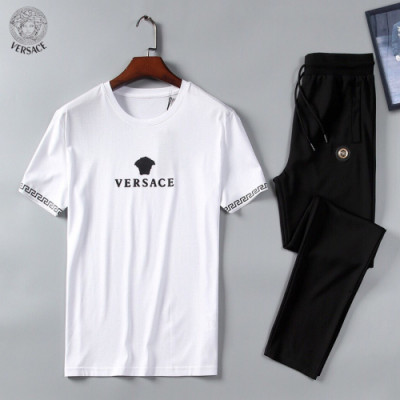 Versace 2019 Mens Patch Logo Cotton Short Sleeved Training Clothes - 베르사체 남성 패치 로고 코튼 반팔 트레이닝복 Ver0211x.Size(m - 3xl).2컬러(블랙/화이트)