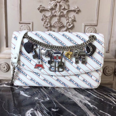 Balenciaga 2019 Lock Round Leather Chain Shoulder Bag,27CM - 발렌시아가 2019 락 라운드 레더 체인 숄더백,BGB0172,27CM,화이트