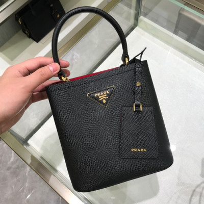 [매장판]Prada 2019 Double Small Saffiano Tote Shoulder Bag,18cm - 프라다 2019 여성용 두블레 스몰 사피아노 토트 숄더백 ,1BA217-1,18cm,블랙