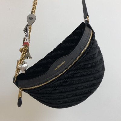 Balenciaga 2019 Velvet Belt Bag ,27CM - 발렌시아가 2019 남여공용 벨벳 벨트백,BGB0241,27CM,블랙