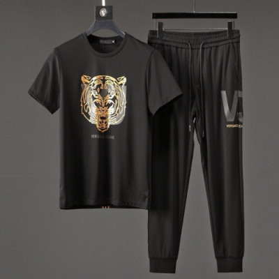 Versace 2019 Mens Printing Tiger Cotton Short Sleeved Training Clothes - 베르사체 남성 타이거 코튼 반팔 트레이닝복 Ver0225x.Size(m - 3xl).블랙