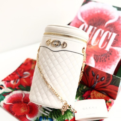 Gucci 2019 Quilted Leather Belt Bag Chain Shoulder Cross Bag,18CM - 구찌 2019 퀄트 레더 벨트백 체인 숄더 크로스백 572298,GUB0557,18cm,화이트