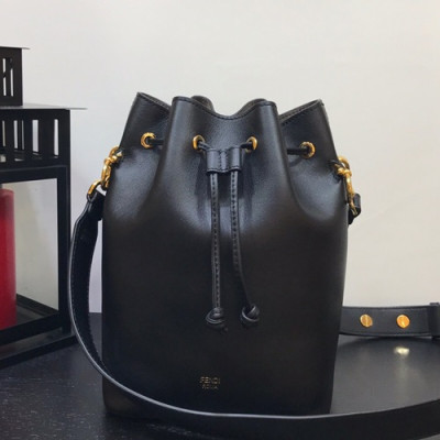 Fendi 2019 Mon Tresor Bucket Shoulder Bag ,24CM - 펜디 2019 몬 트레조 버킷 숄더백  FENB0314,24CM,블랙