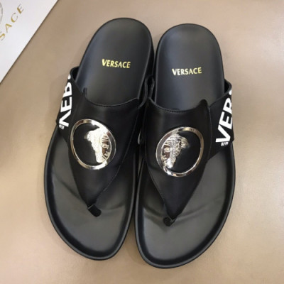 Versace 2019 Mens Logo Leather Flip-flap - 베르사체 남성 로고 레더 슬리퍼 Ver0228x.Size(240 - 275).블랙