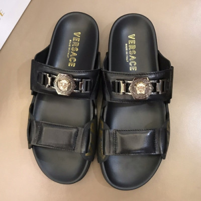 Versace 2019 Mens Medusa Metal Logo Leather Slipper - 베르사체 남성 메두사 메탈 로고 레더 슬리퍼 Ver0233x.Size(245 - 275).블랙