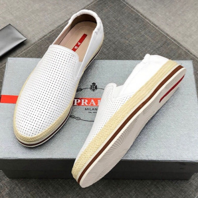 Prada 2019 Mens Casual Calfskin Slip-on - 프라다 남성 캐쥬얼 카프스킨 슬립온 Pra0601x.Size(240 - 275).2컬러(블랙/화이트)