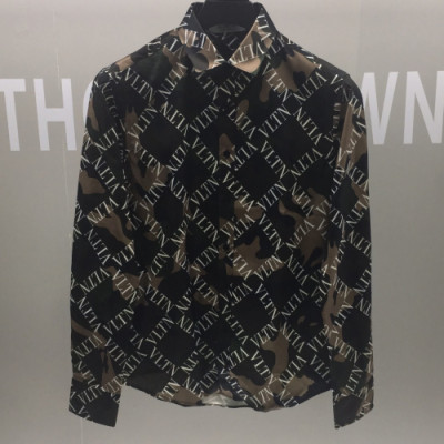 Valentino 2019 Mens Logo Cotton Tshirt - 발렌티노 남성 로고 코튼 티셔츠 Val0204x.Size(m - 3xl).밀리터리