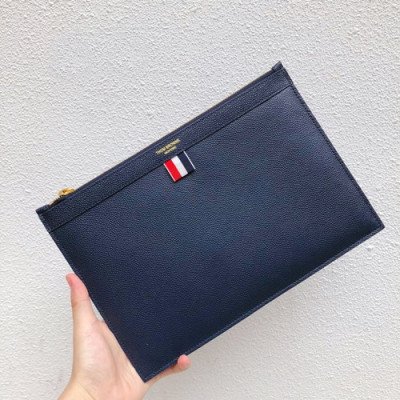 Thom Browne 2019 Leather Clutch Bag ,30/33cm - 톰브라운 2019 레더 남여공용 클러치백 THOB0017,30/33cm,네이비