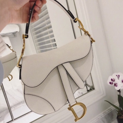 Dior 2019 Leather Saddle Shoulder Bag ,17/25.5CM - 디올 2019 레더 새들 숄더백,DIOB0104,17/25.5CM,화이트