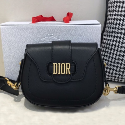 Dior 2019 Leather Saddle Shoulder Bag ,22.5CM - 디올 2019 레더 새들 숄더백,DIOB0202,22.5CM,블랙