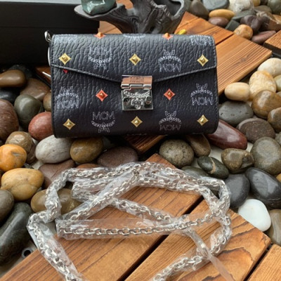 MCM 2019 Millie Visetos Chain Shoulder Cross Bag,18.5/23.5cm - 엠씨엠 2019 여성용 밀리 비세토스 체인 숄더 크로스백 MCMB0258, 18.5/23.5cm,블랙