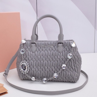 MiuMiu 2019 Matelasse Crystal Tote Shoulder Bag,24cm - 미우미우 2019 마틀라세 크리스탈 토트 숄더백,5BA067 , MIUB0046, 24cm,그레이