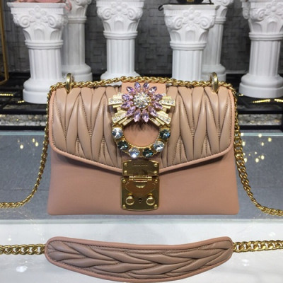 MiuMiu 2019  Matelasse Buckle Shoulder Cross Bag,24cm - 미우미우 2019 마틀라세 버클 숄더 크로스백,5BD103, MIUB0148 , 24cm,베이지핑크