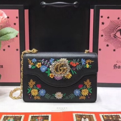 Gucci 2019 GG Embroidered Leather Shoulder Bag ,21CM - 구찌 2019 GG 엠브로이드 레더 여성용 숄더백 GUB0642 ,21cm,블랙