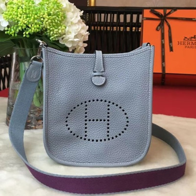 Hermes Evelyne Togo Leather Mini Shoulder Bag,17cm - 에르메스 에블린 토고 레더 여성용 미니 숄더백 HERB0716,17cm,그레이블루