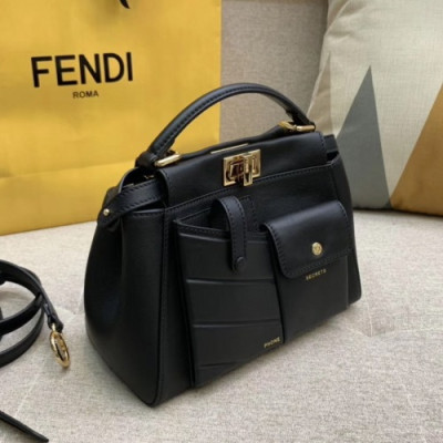 [모던시크]Fendi 2019 Peekaboo Mini Pocket Tote Shoulder Bag ,23.5CM - 펜디 2019 피카부 미니 포켓 토트 숄더백  FENB0385,23.5CM,블랙