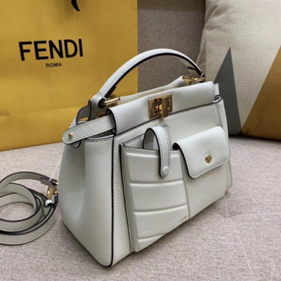 Fendi 2019 Peekaboo Mini Pocket Tote Shoulder Bag ,23.5CM - 펜디 2019 피카부 미니 포켓 토트 숄더백  FENB0388,23.5CM,화이트