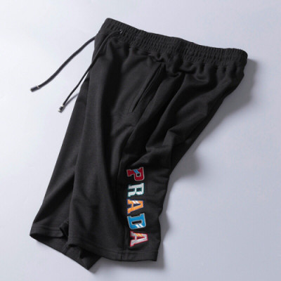 Prada 2019 Mens Milano Logo Casual Training Half Pants - 프라다 남성 로고 캐쥬얼 트레이닝 반바지 Pra0651x.Size(m - 2xl).블랙