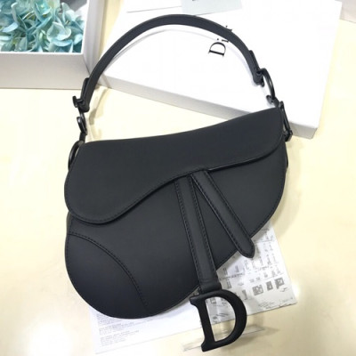 Dior 2019 Leather Saddle Shoulder Bag ,17/25.5CM - 디올 2019 레더 새들 숄더백,DIOB0259,17/25.5CM,블랙